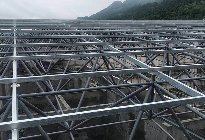 思茅仁怀冠英学校艺体楼网架